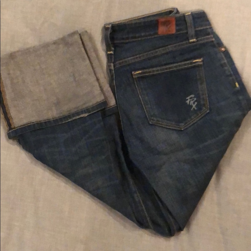 Moving sale